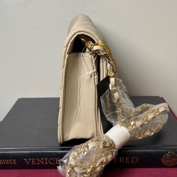 NWT BEBE Sophia Beige Quilted Crossbody City Bag w Gold Chain Strap Y2K 90s 00s - Picture 6 of 12